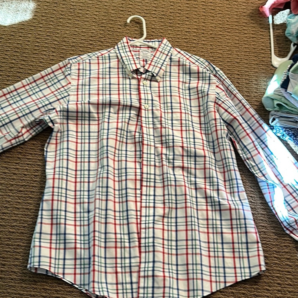 Brooks Brothers patterned shirt with a collar men’s large in good shape non iron